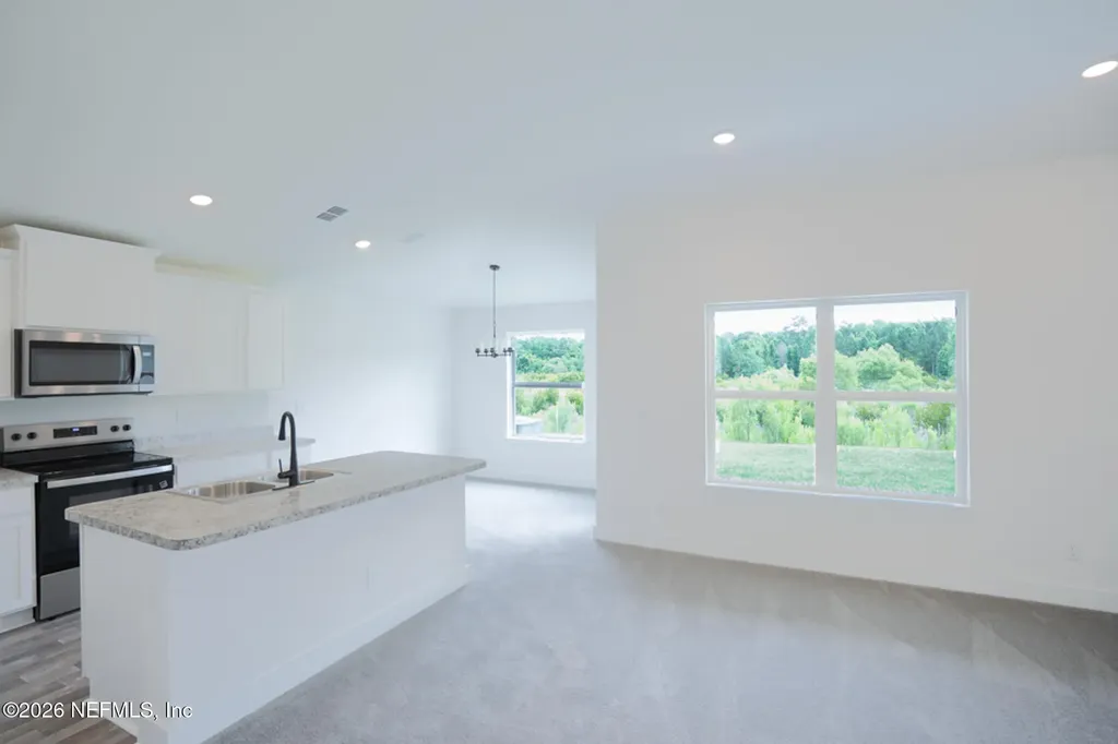 8357 Helmsley Boulevard Jacksonville FL 32219