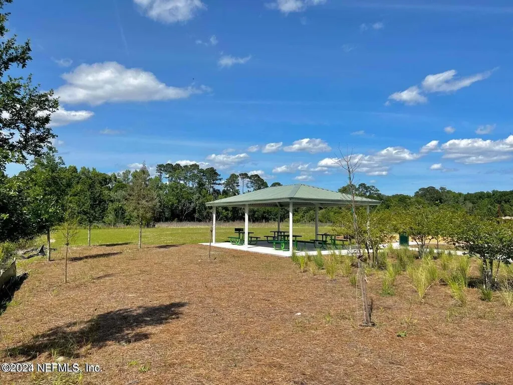 8357 Helmsley Boulevard Jacksonville FL 32219