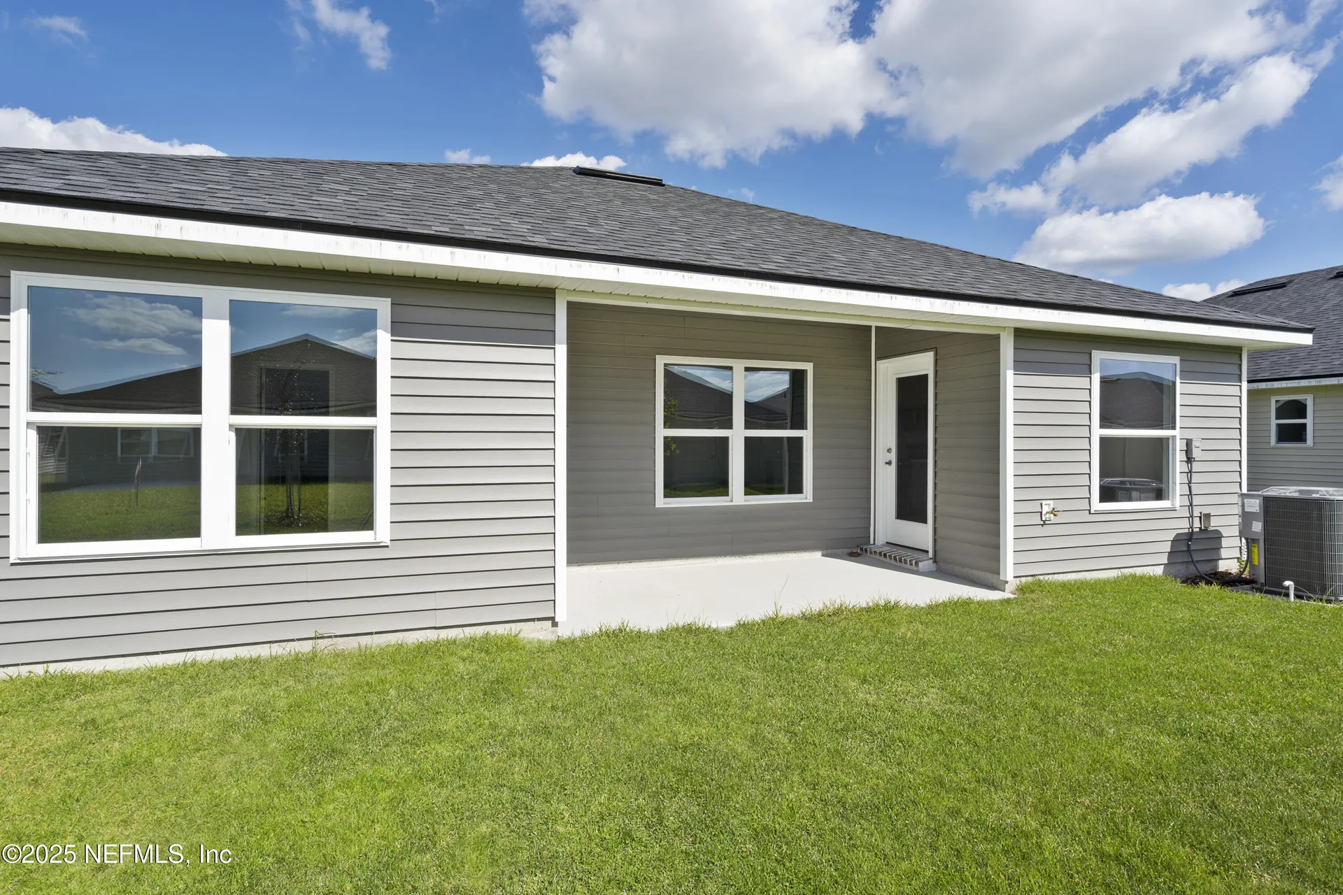 8357 Helmsley Boulevard Jacksonville FL 32219