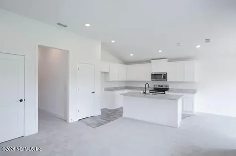 8357 Helmsley Boulevard Jacksonville FL 32219