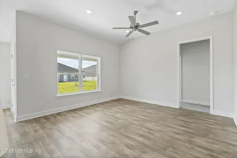 8357 Helmsley Boulevard Jacksonville FL 32219