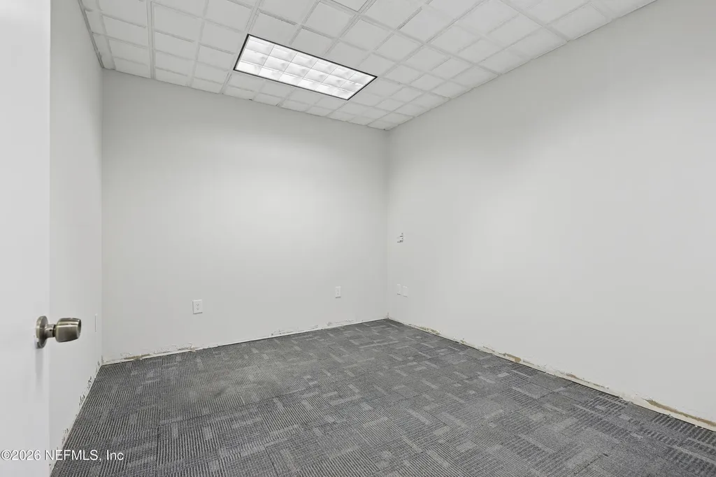 7563 Philips Highway Jacksonville FL 32256