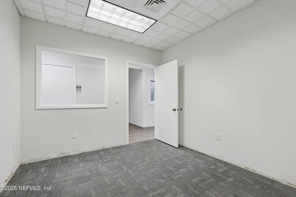 7563 Philips Highway Jacksonville FL 32256