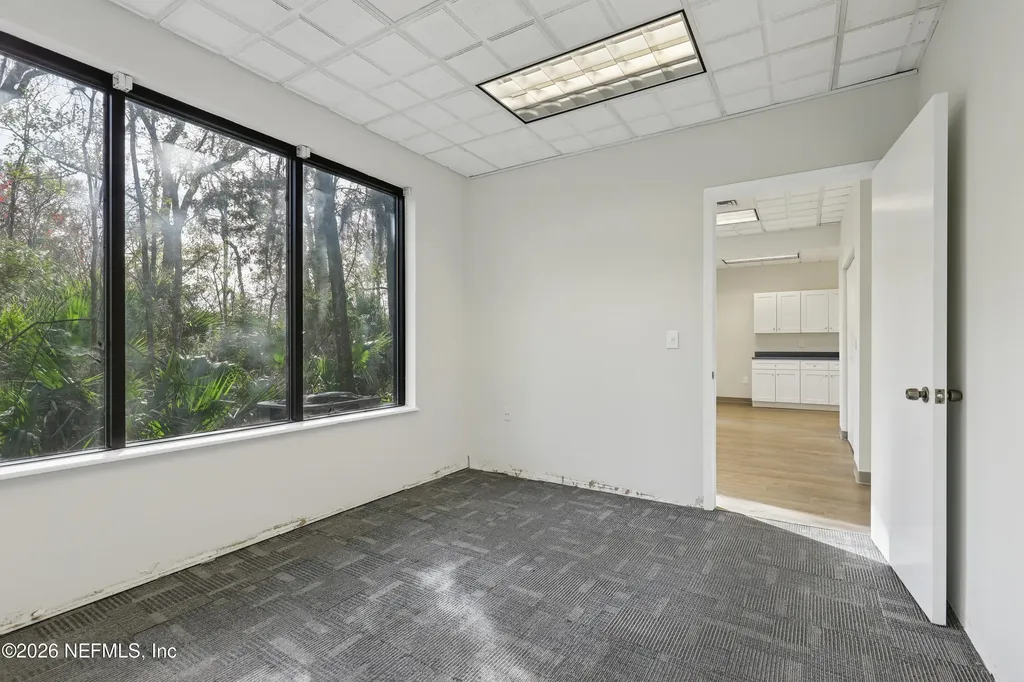 7563 Philips Highway Jacksonville FL 32256