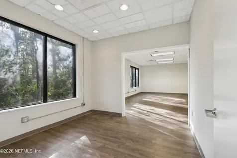 7563 Philips Highway Jacksonville FL 32256
