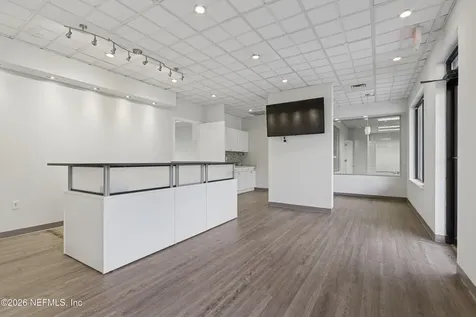 7563 Philips Highway Jacksonville FL 32256