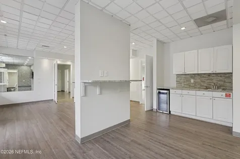 7563 Philips Highway Jacksonville FL 32256
