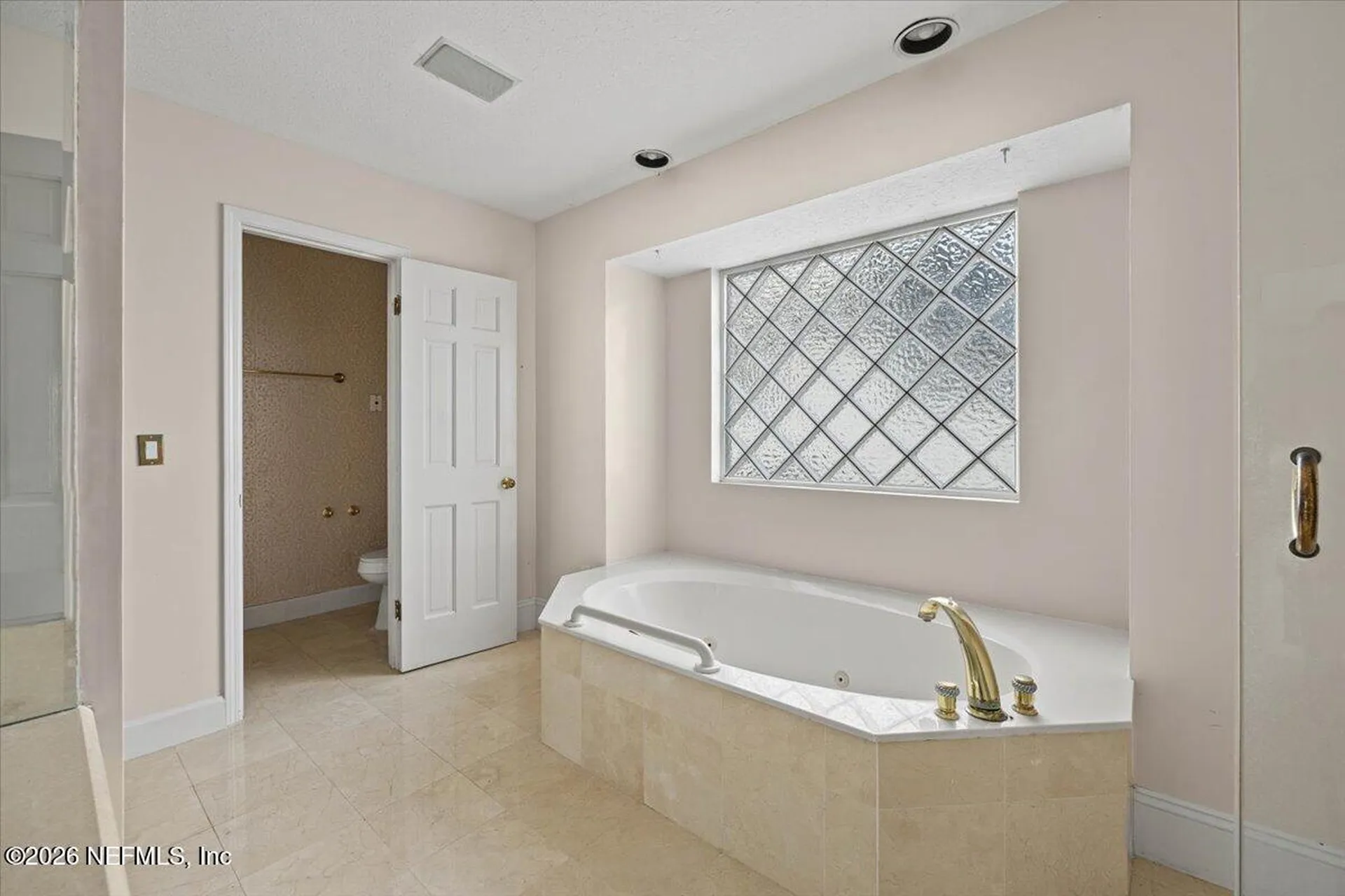 5043 Mariners Point Drive Jacksonville FL 32225