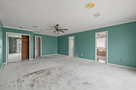 5043 Mariners Point Drive Jacksonville FL 32225