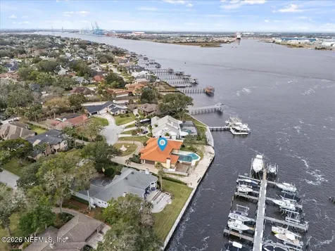 5043 Mariners Point Drive Jacksonville FL 32225