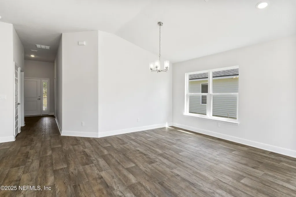 8339 Helmsley Boulevard Jacksonville FL 32219