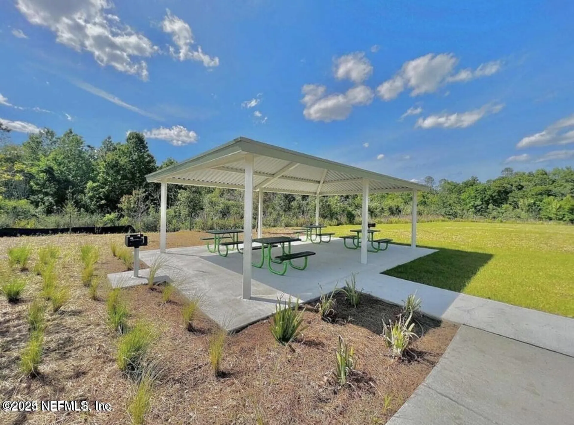 8339 Helmsley Boulevard Jacksonville FL 32219