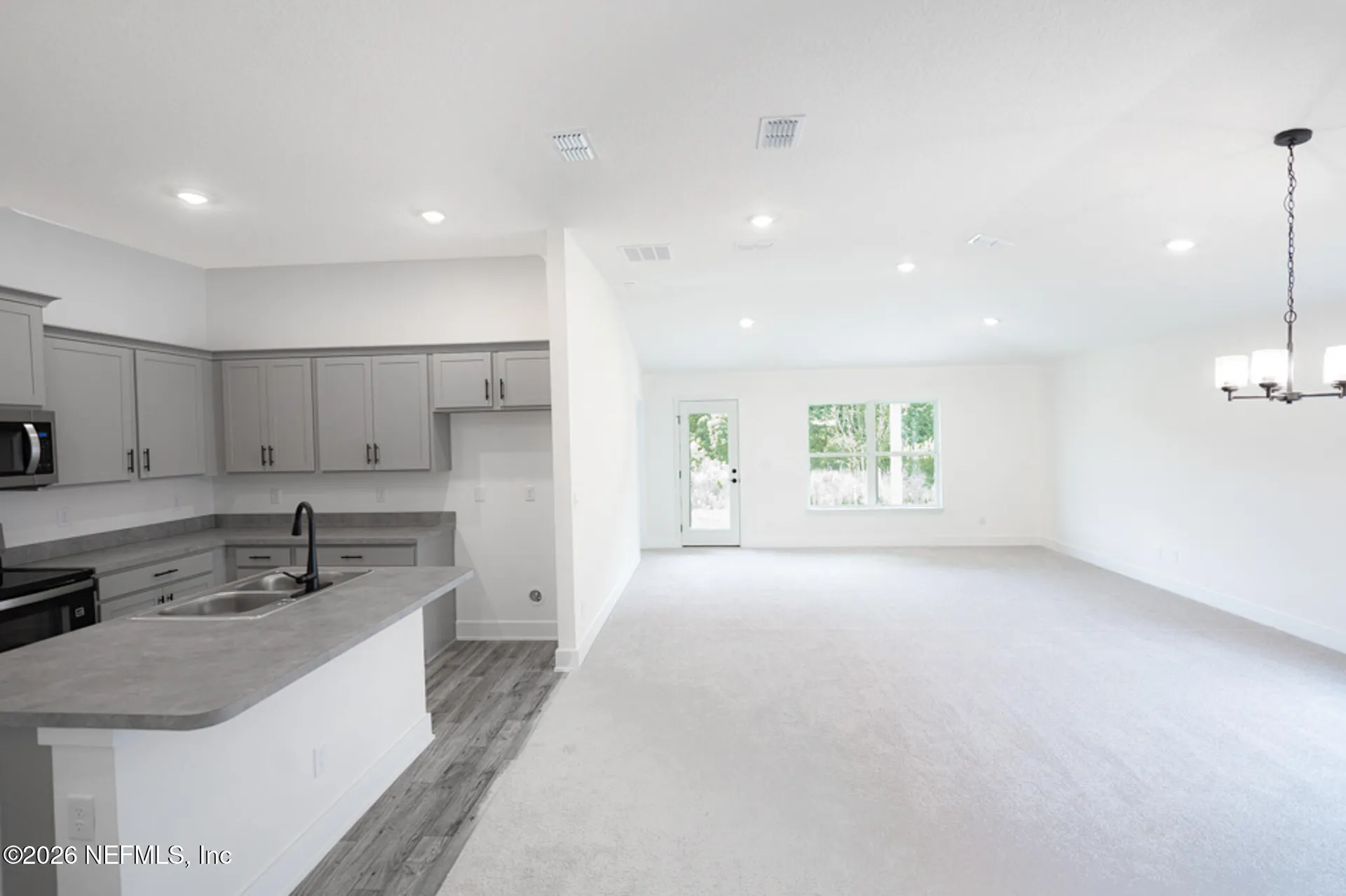 8339 Helmsley Boulevard Jacksonville FL 32219