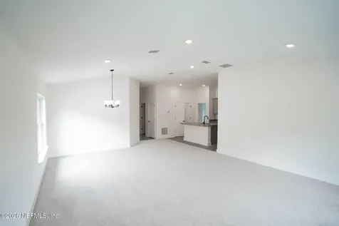 8339 Helmsley Boulevard Jacksonville FL 32219