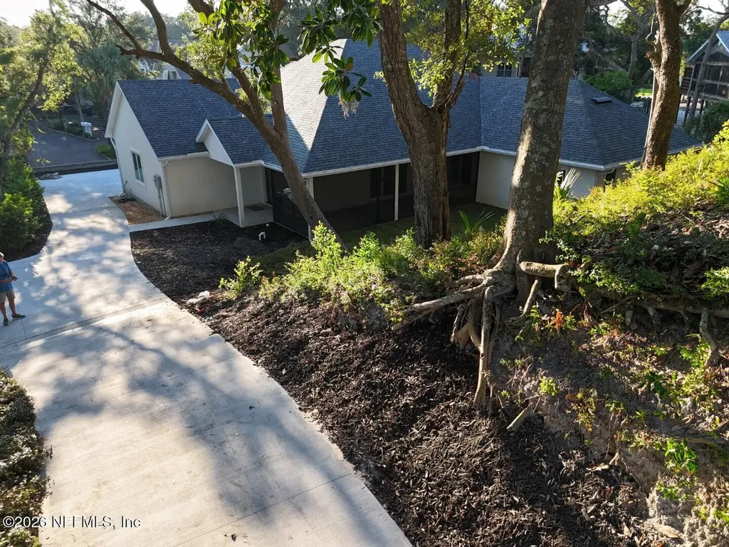 2674 Robert Oliver Avenue Fernandina Beach FL 32034