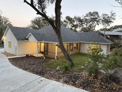 2674 Robert Oliver Avenue Fernandina Beach FL 32034