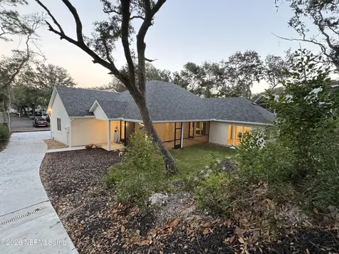 2674 Robert Oliver Avenue Fernandina Beach FL 32034