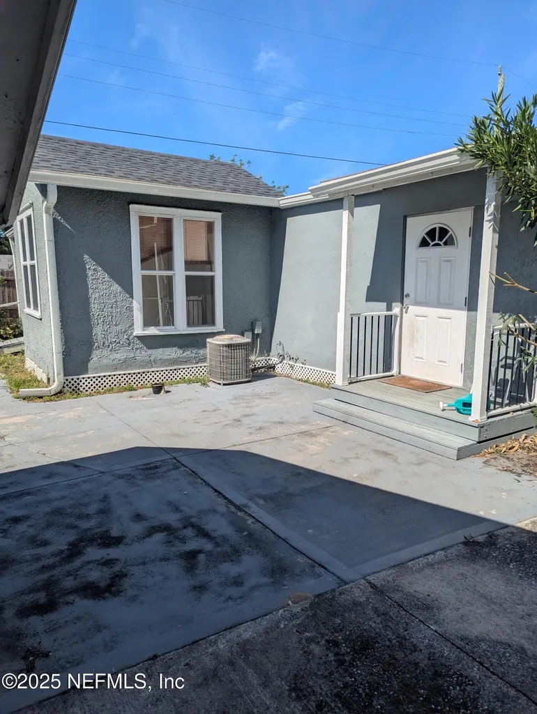 544 Westmoreland Road Daytona Beach FL 32114