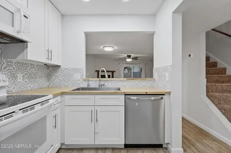 840 7th Avenue S Jacksonville Beach FL 32250