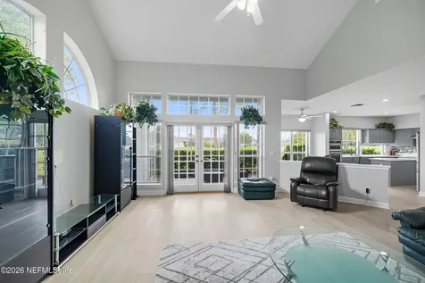 10082 Chester Lake Road E Jacksonville FL 32256