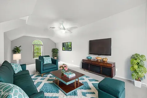 10082 Chester Lake Road E Jacksonville FL 32256