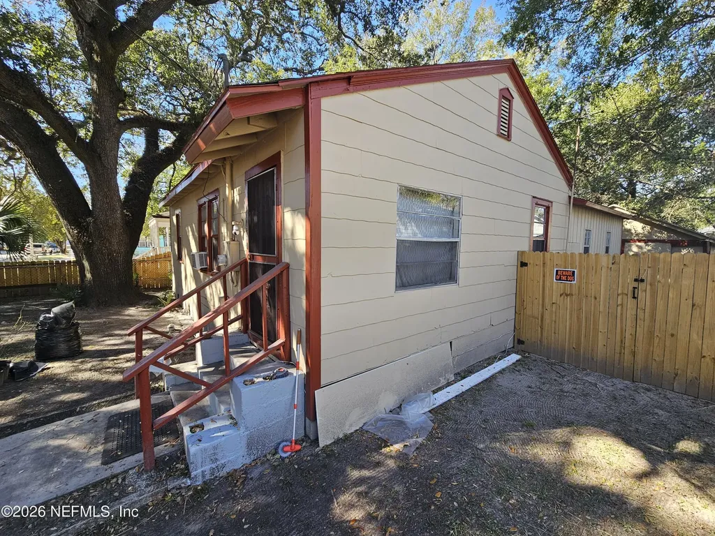 1045 Winthrop Street Jacksonville FL 32206