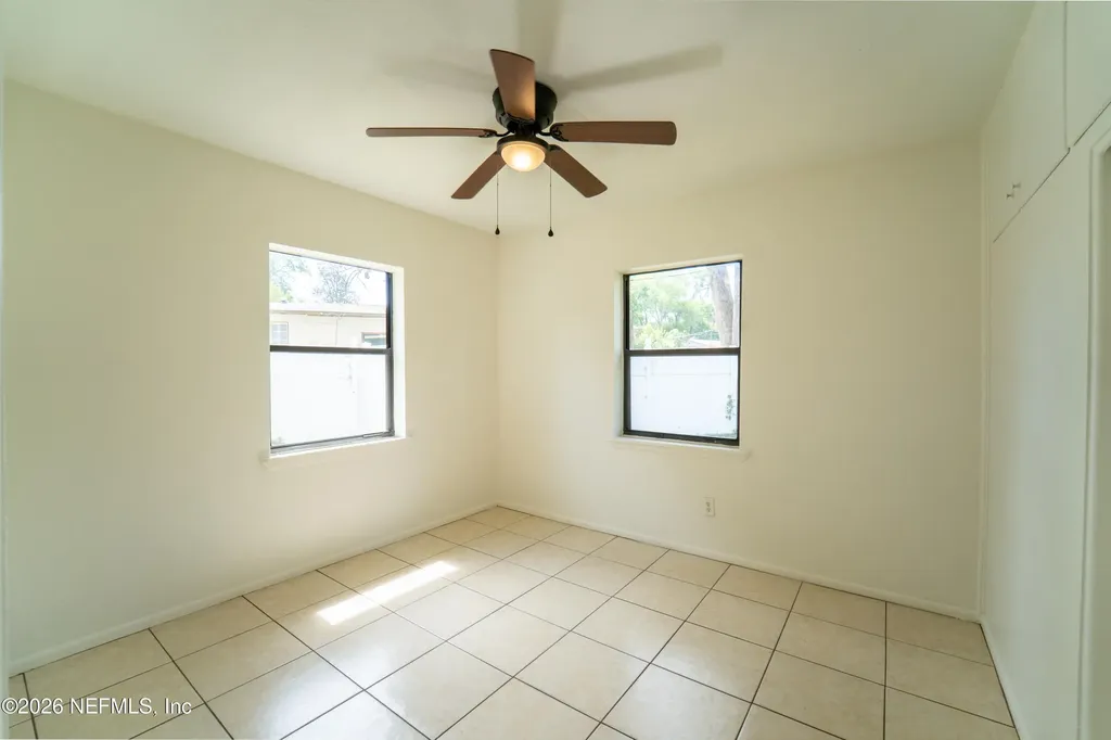 5308 N River Road Jacksonville FL 32211