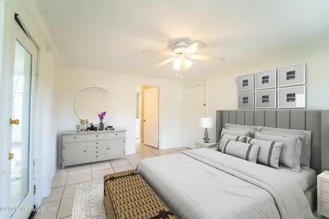 5308 N River Road Jacksonville FL 32211