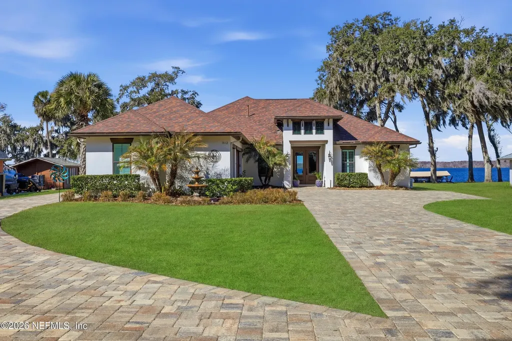 312 Moonstone Drive East Palatka FL 32131