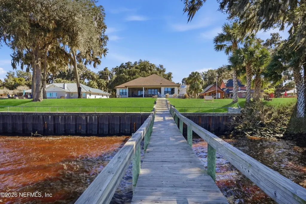 312 Moonstone Drive East Palatka FL 32131