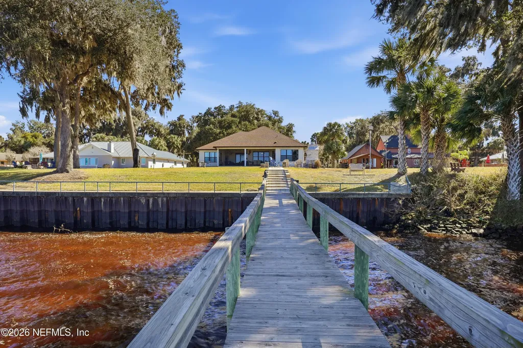 312 Moonstone Drive East Palatka FL 32131