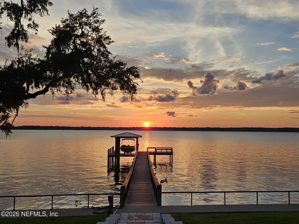312 Moonstone Drive East Palatka FL 32131