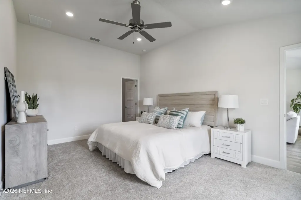 8327 Helmsley Boulevard Jacksonville FL 32219