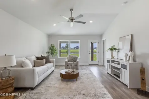 8327 Helmsley Boulevard Jacksonville FL 32219