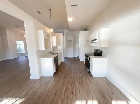 978 Tammy Cove Lane Jacksonville FL 32218