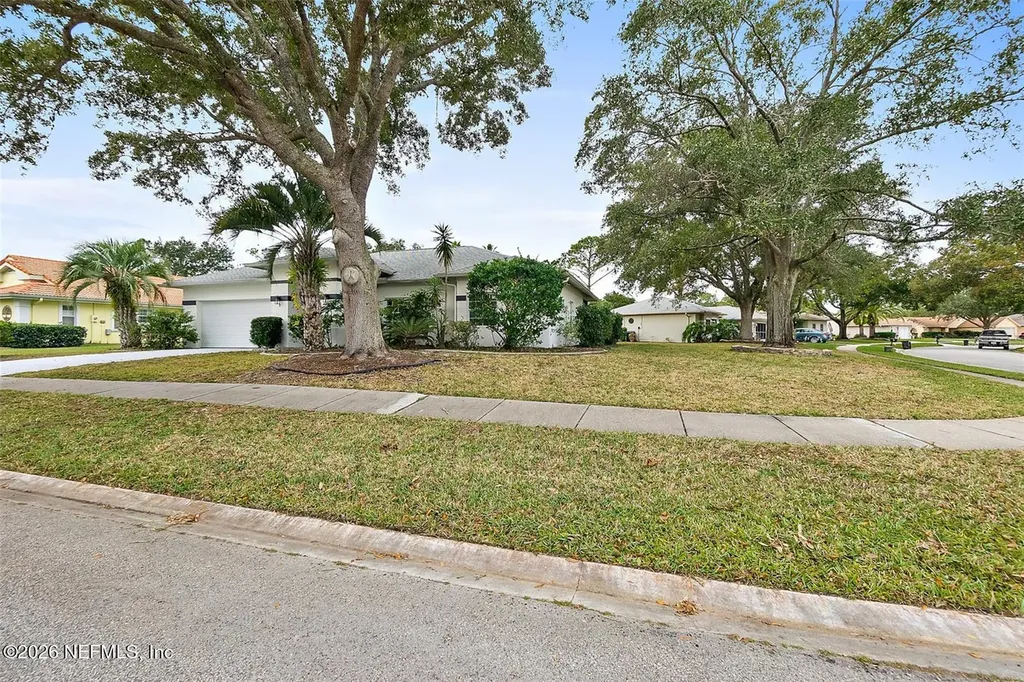 2 Saw Mill Court Palm Coast FL 32164
