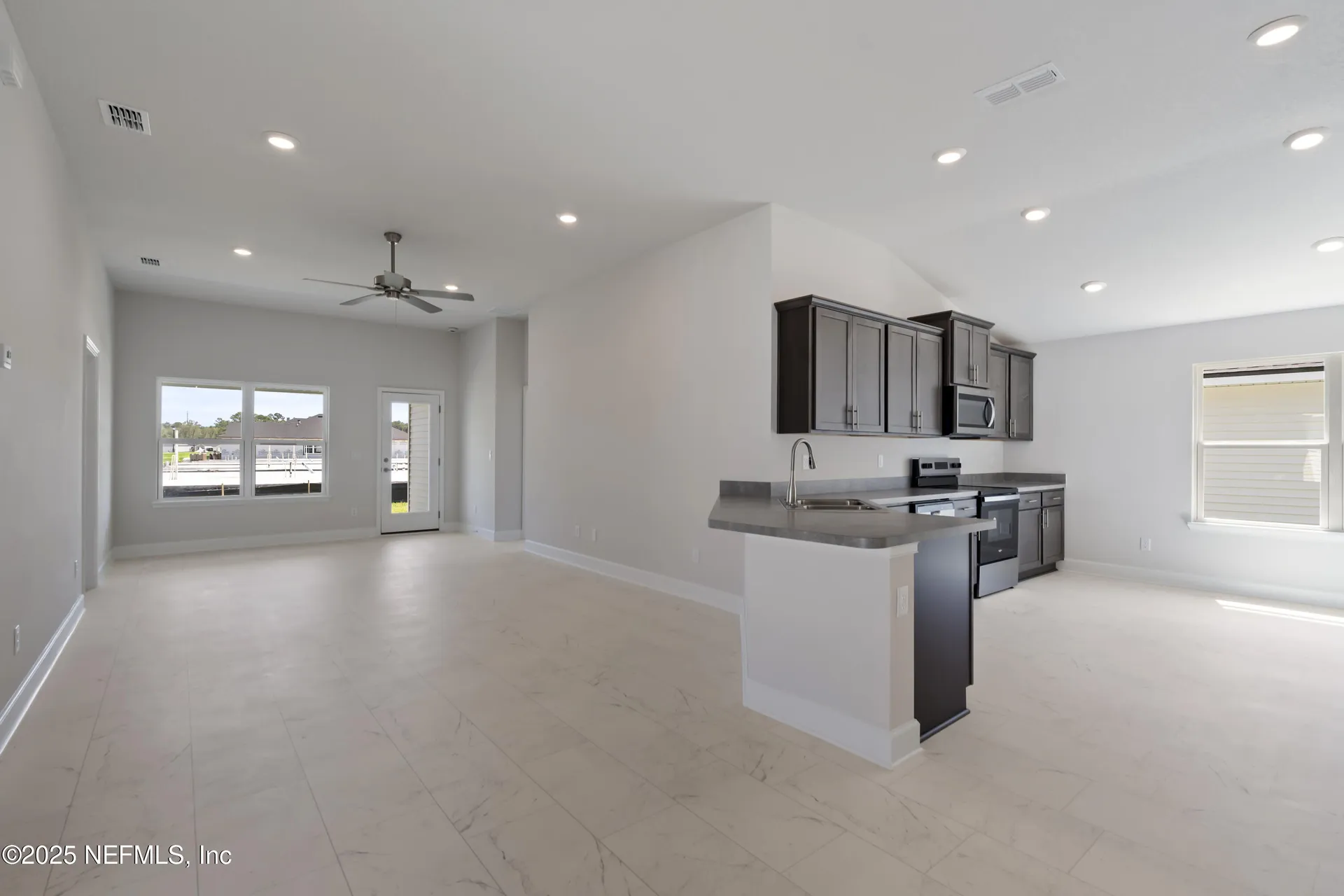 8321 Helmsley Boulevard Jacksonville FL 32219