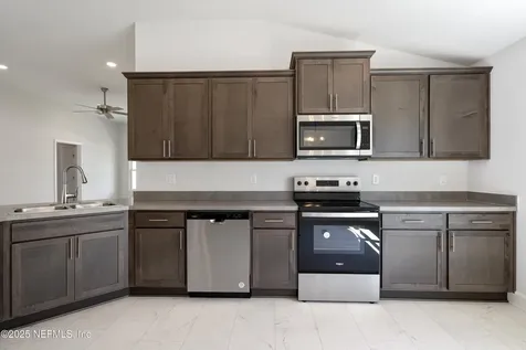 8321 Helmsley Boulevard Jacksonville FL 32219