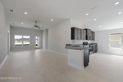 8321 Helmsley Boulevard Jacksonville FL 32219