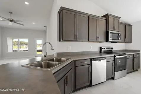 8321 Helmsley Boulevard Jacksonville FL 32219