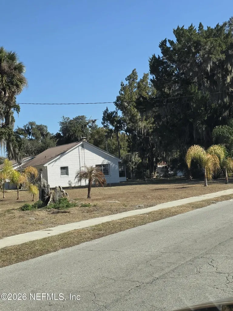 624 Palmetto Avenue Crescent City FL 32112