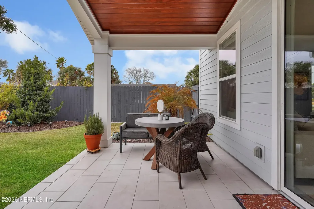 636 8th Avenue N Jacksonville Beach FL 32250