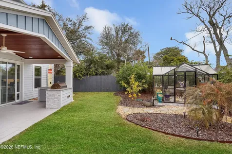 636 8th Avenue N Jacksonville Beach FL 32250
