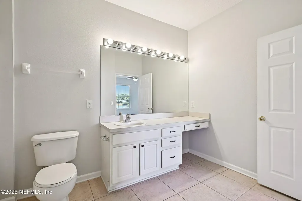 7801 Point Meadows Drive Jacksonville FL 32256