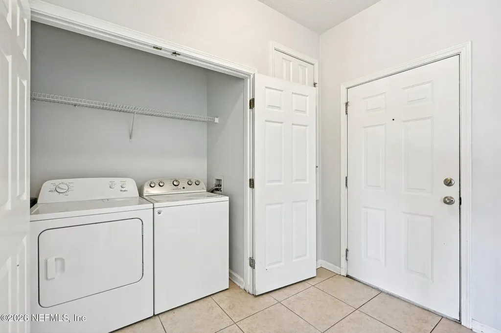 7801 Point Meadows Drive Jacksonville FL 32256