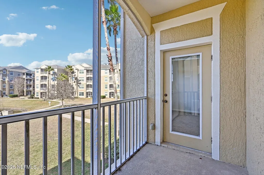 7801 Point Meadows Drive Jacksonville FL 32256