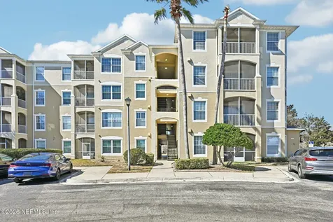 7801 Point Meadows Drive Jacksonville FL 32256