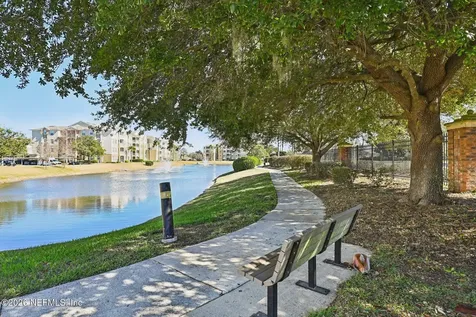7801 Point Meadows Drive Jacksonville FL 32256