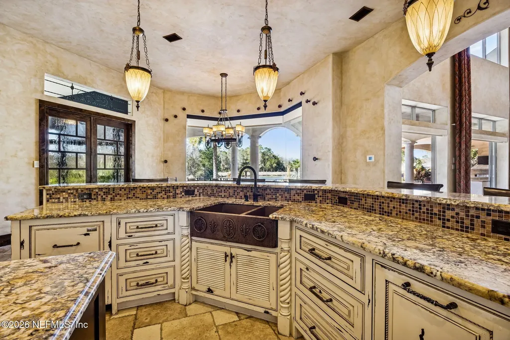 3533 Crest Street St. Augustine FL 32092