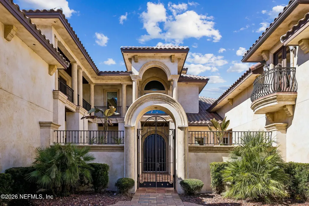 3533 Crest Street St. Augustine FL 32092